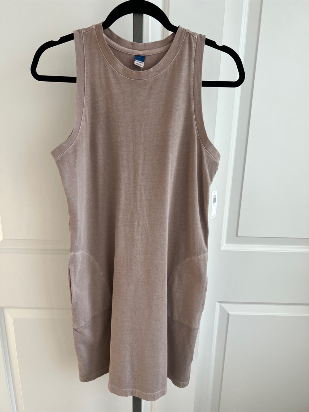 Old Navy Sleeveless Dress
